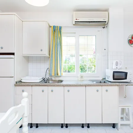 At Almoraide (adults Only) * נרחה