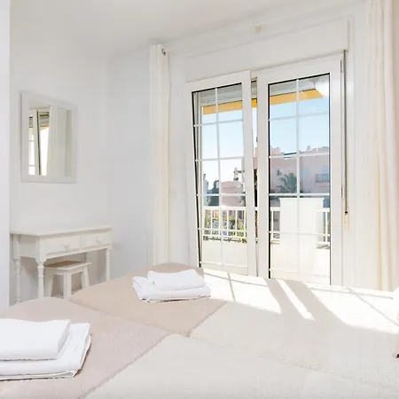 דירה At Almoraide (adults Only) *